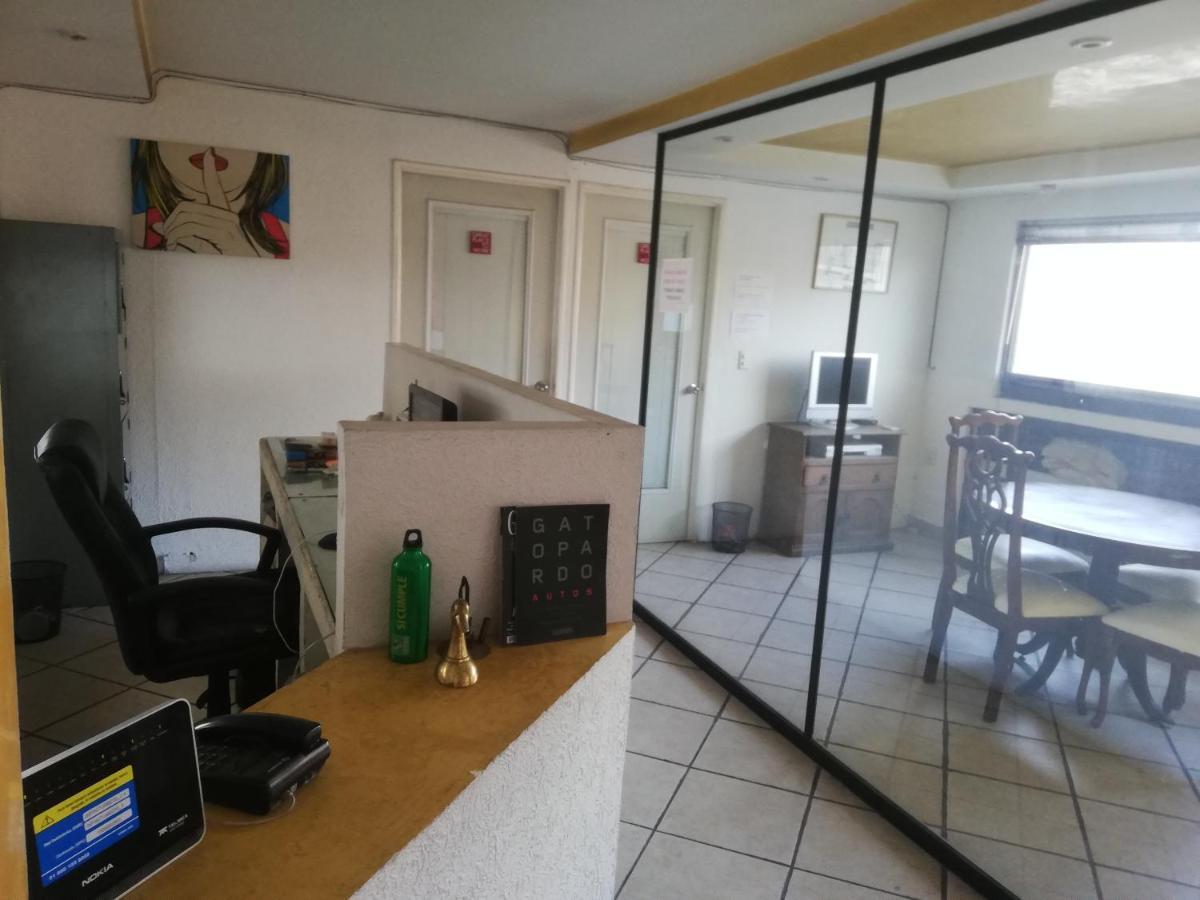 Hostal Avante Toluca Exterior foto